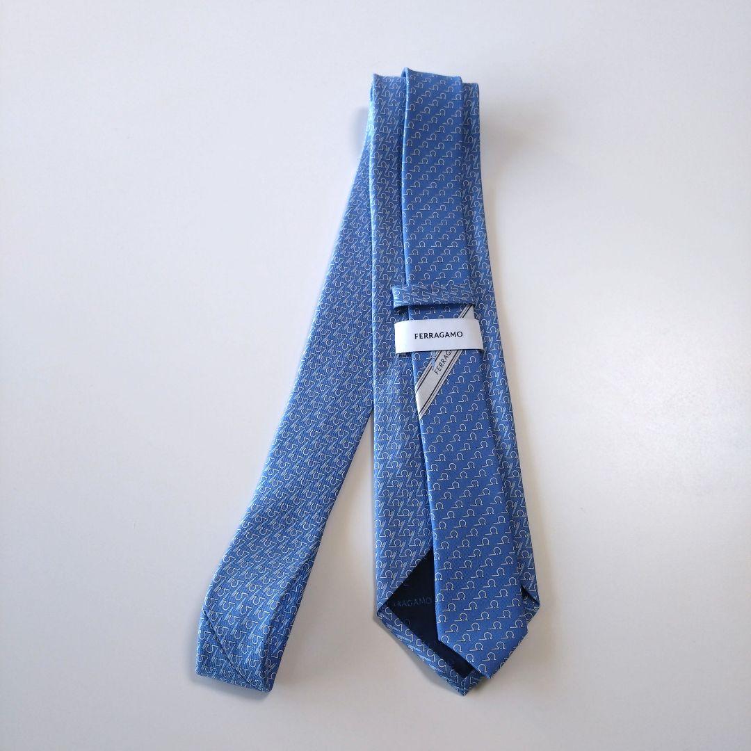 FERRAGAMO ネクタイ ブルー
