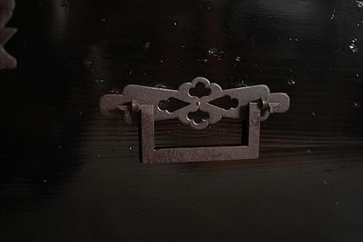 綺麗な打ち出し金具庄内箪笥　タンス　収納　古家具　古民家　時代家具