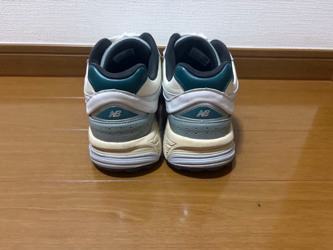 ニューバランス　2002r ゴルフ