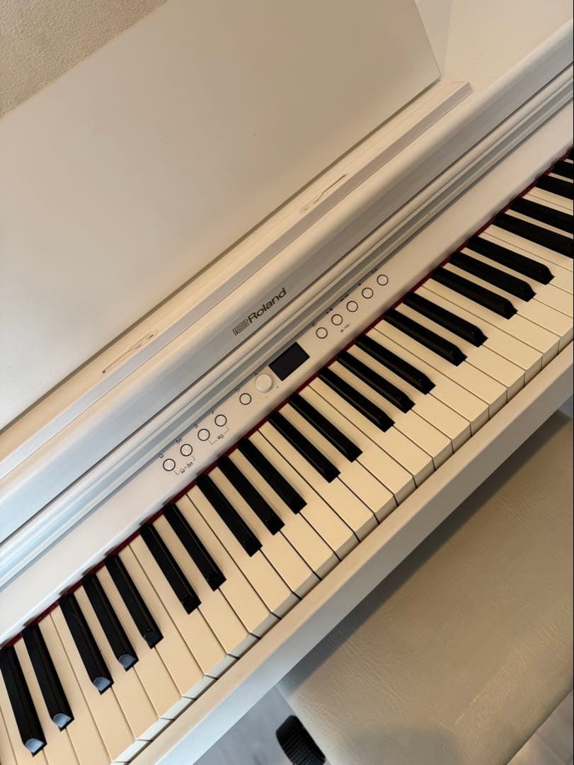 sale! 今週お値下げ！Roland ホワイト電子ピアノ RP701