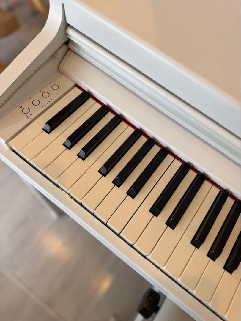 sale! 今週お値下げ！Roland ホワイト電子ピアノ RP701