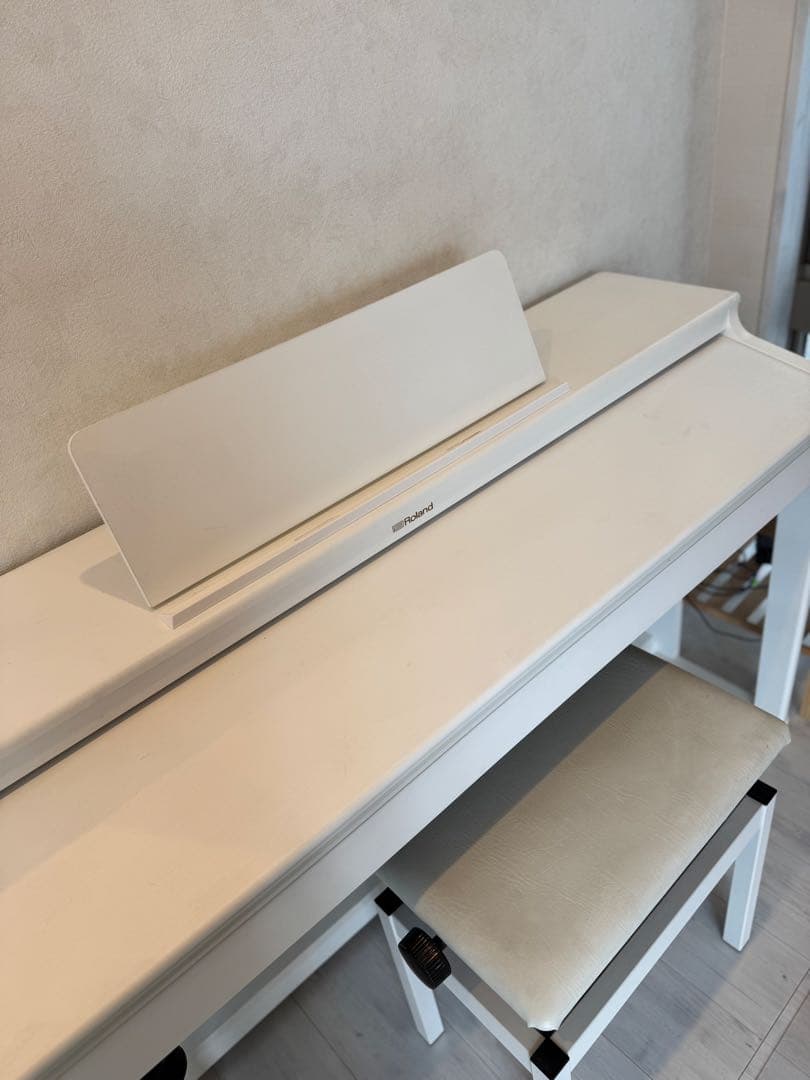 sale! 今週お値下げ！Roland ホワイト電子ピアノ RP701