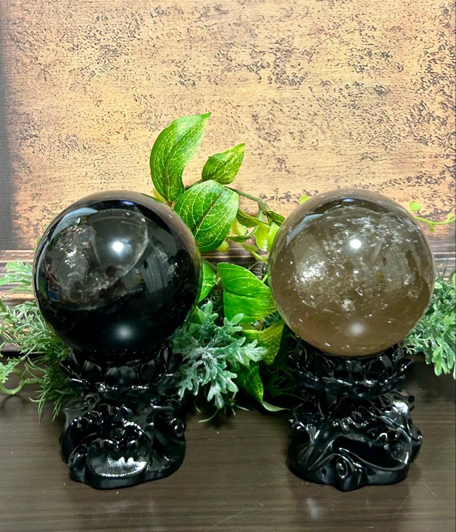⭐️ビックサイズ❣️2点セット✨ モリオン＆スモーキークオーツ　スフィア　台座つき⭐️