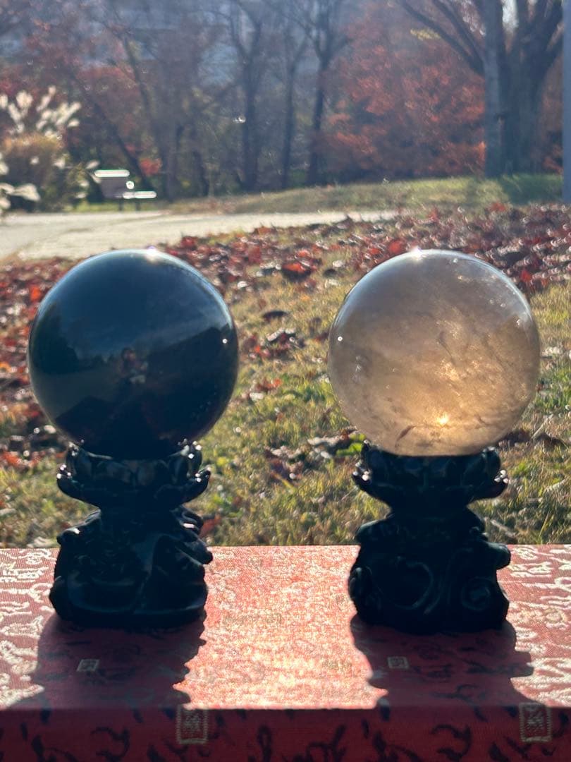 ⭐️ビックサイズ❣️2点セット✨ モリオン＆スモーキークオーツ　スフィア　台座つき⭐️