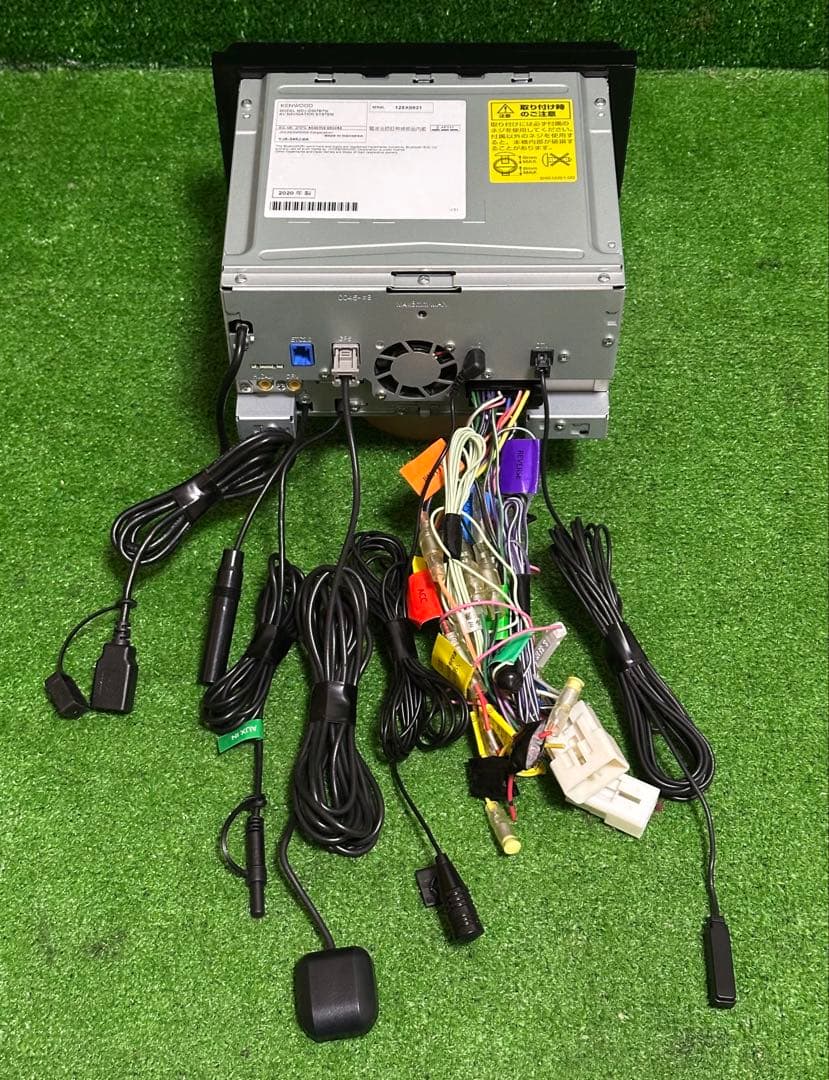 ケンウッド MDV-D307BTW ナビ ワンセグ。地図データ2019年版