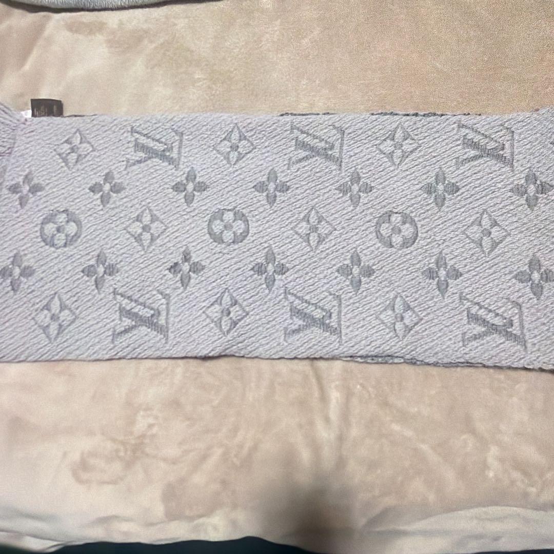 【LOUIS VUITTON】ロゴマニアマフラー