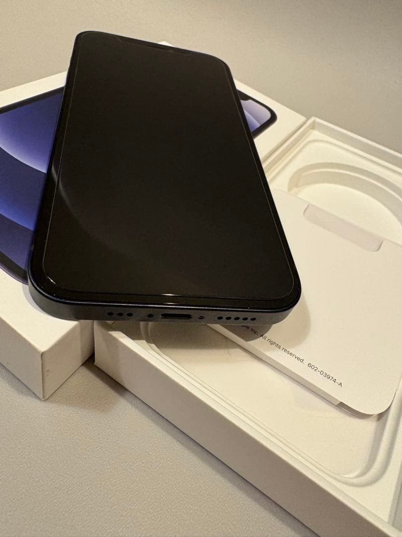 Apple iPhone 12 ブラック 64GB 79%