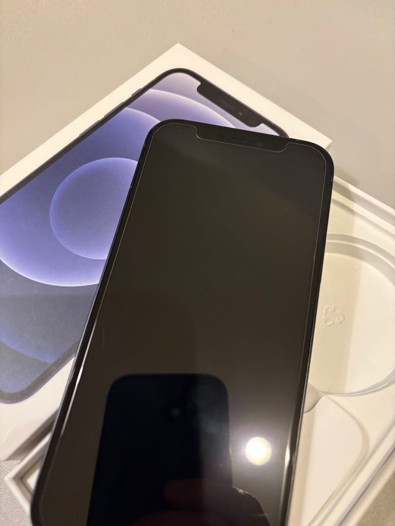 Apple iPhone 12 ブラック 64GB 79%