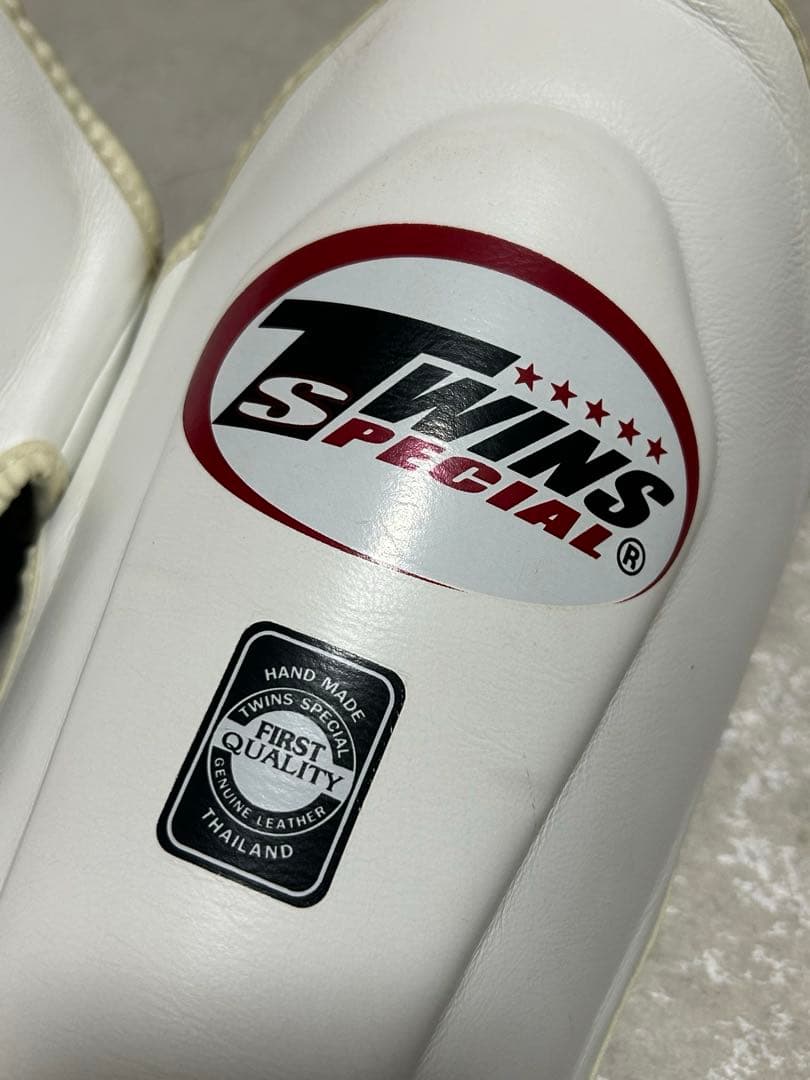 セット WINDY ボクシンググローブ 黒　8oz 美品　レガース　Sサイズ