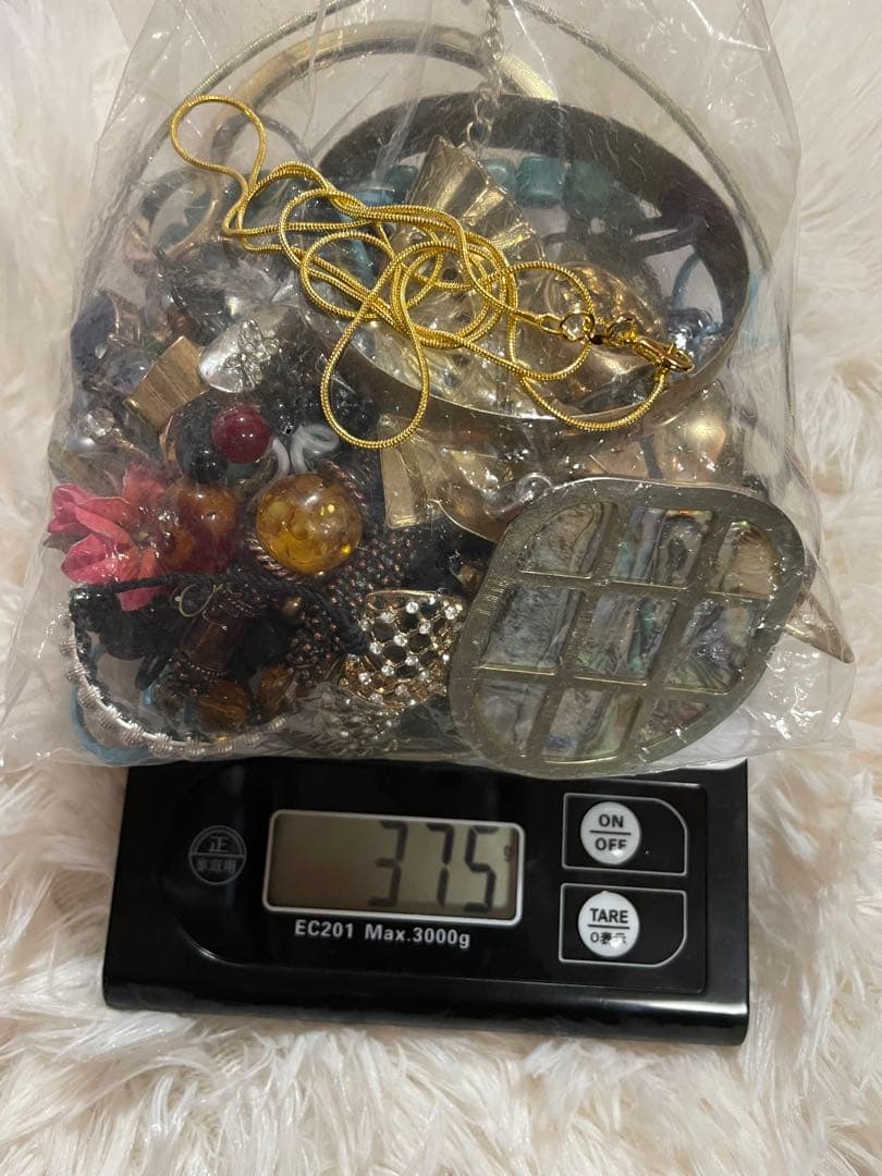 t*e様 遺品整理 ゴールド ヴィンテージ アクセサリー