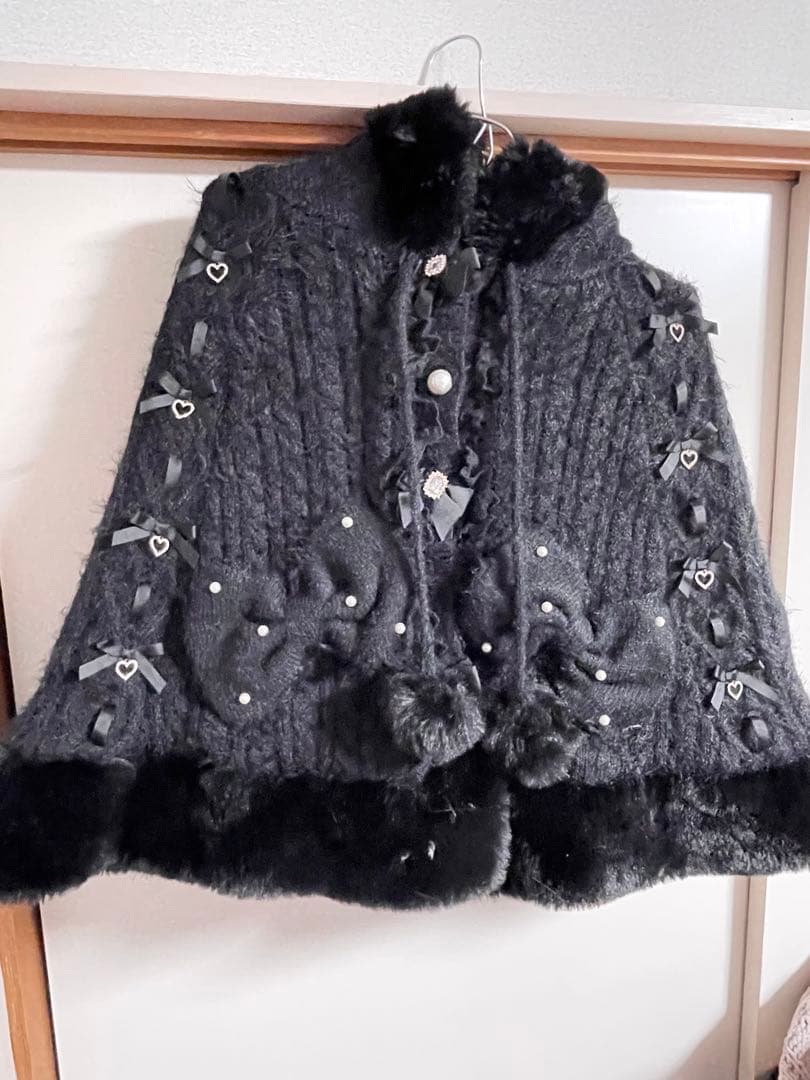 LIZLISA リズリサ ダブルリボンニットファーポンチョ　ブラック　黒