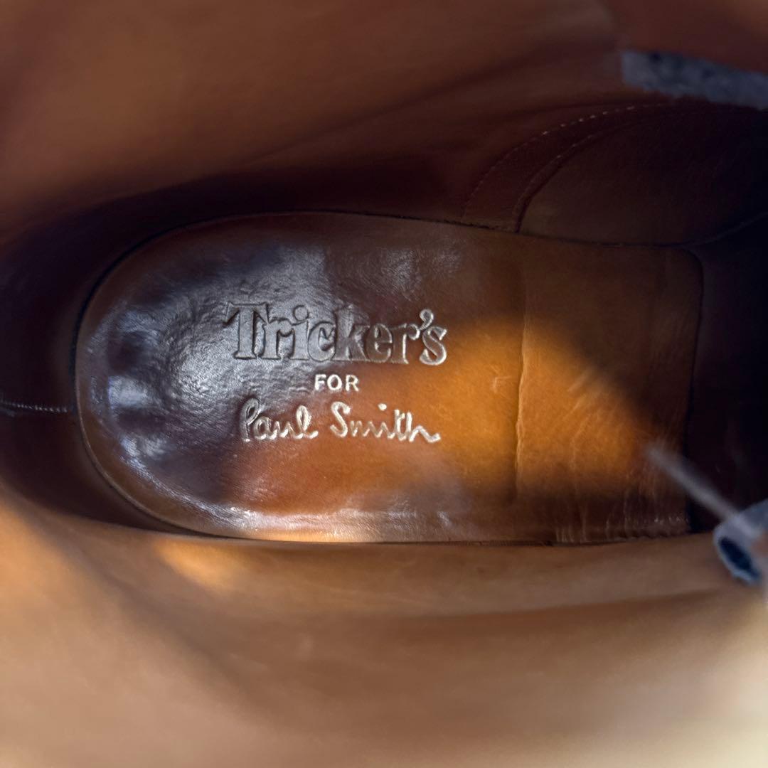 トリッカーズ　バートン　黒レザー ブローグブーツ