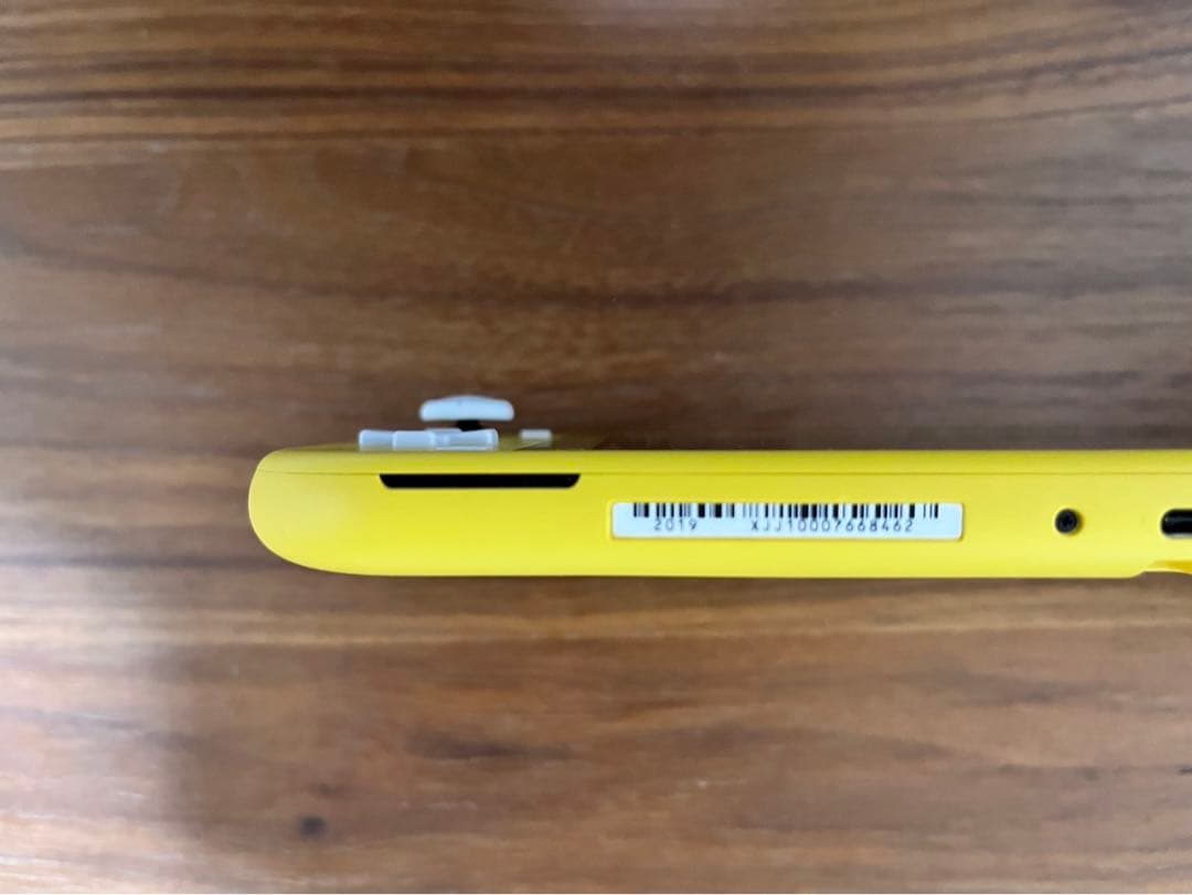 【美品】Nintendo Switch Lite イエロー