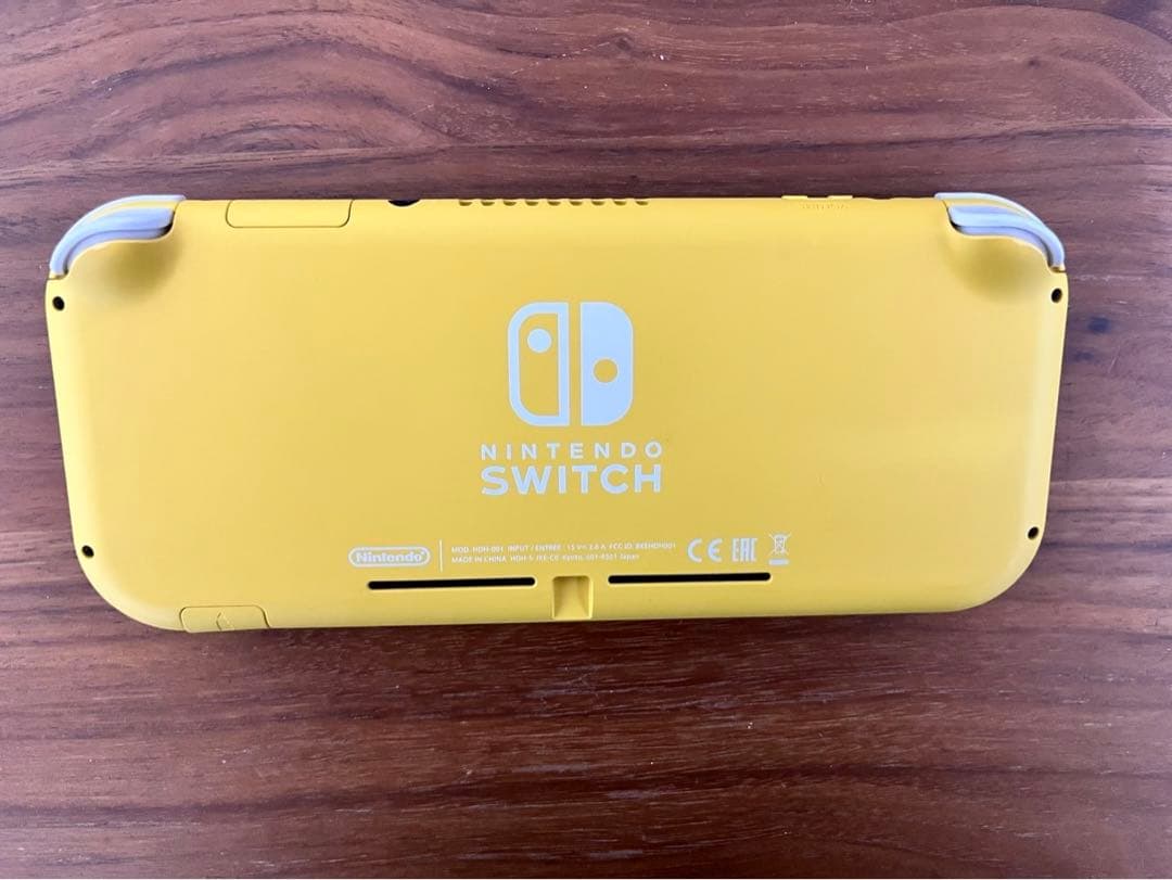 【美品】Nintendo Switch Lite イエロー
