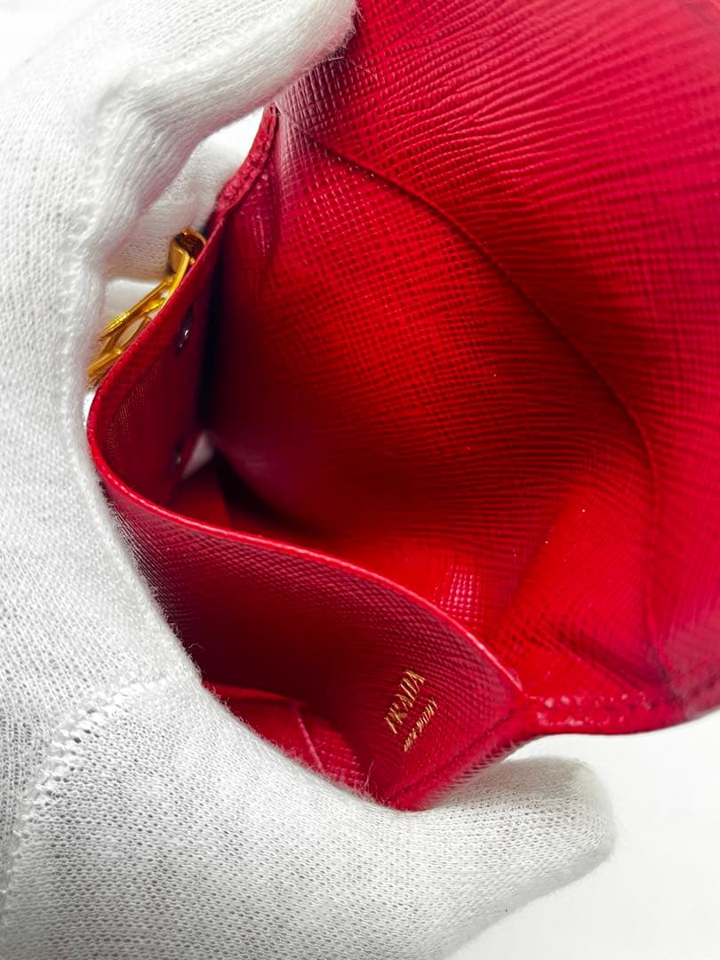 未使用品　PRADA プラダ キーケース 6連 サフィアーノレザー レッド 赤色