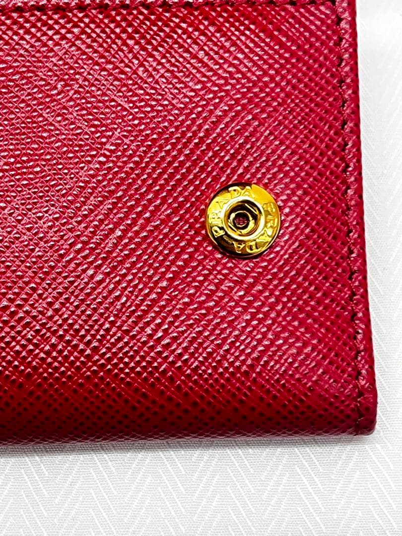 未使用品　PRADA プラダ キーケース 6連 サフィアーノレザー レッド 赤色