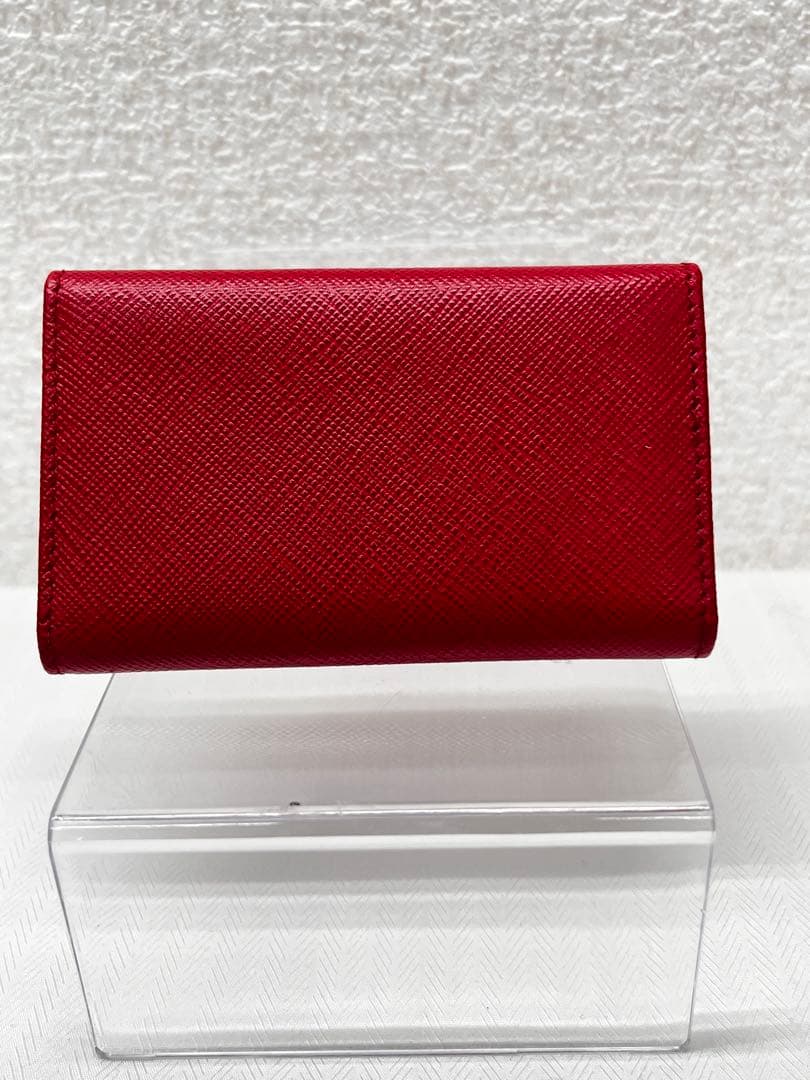未使用品　PRADA プラダ キーケース 6連 サフィアーノレザー レッド 赤色