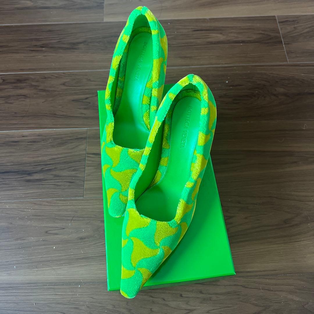 ボッテガ・ヴェネタ　ヒール靴　緑