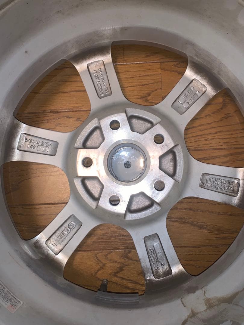 フォルクスワーゲンゴルフ７　8 MAK 16インチ シルバーホイール 4本セット