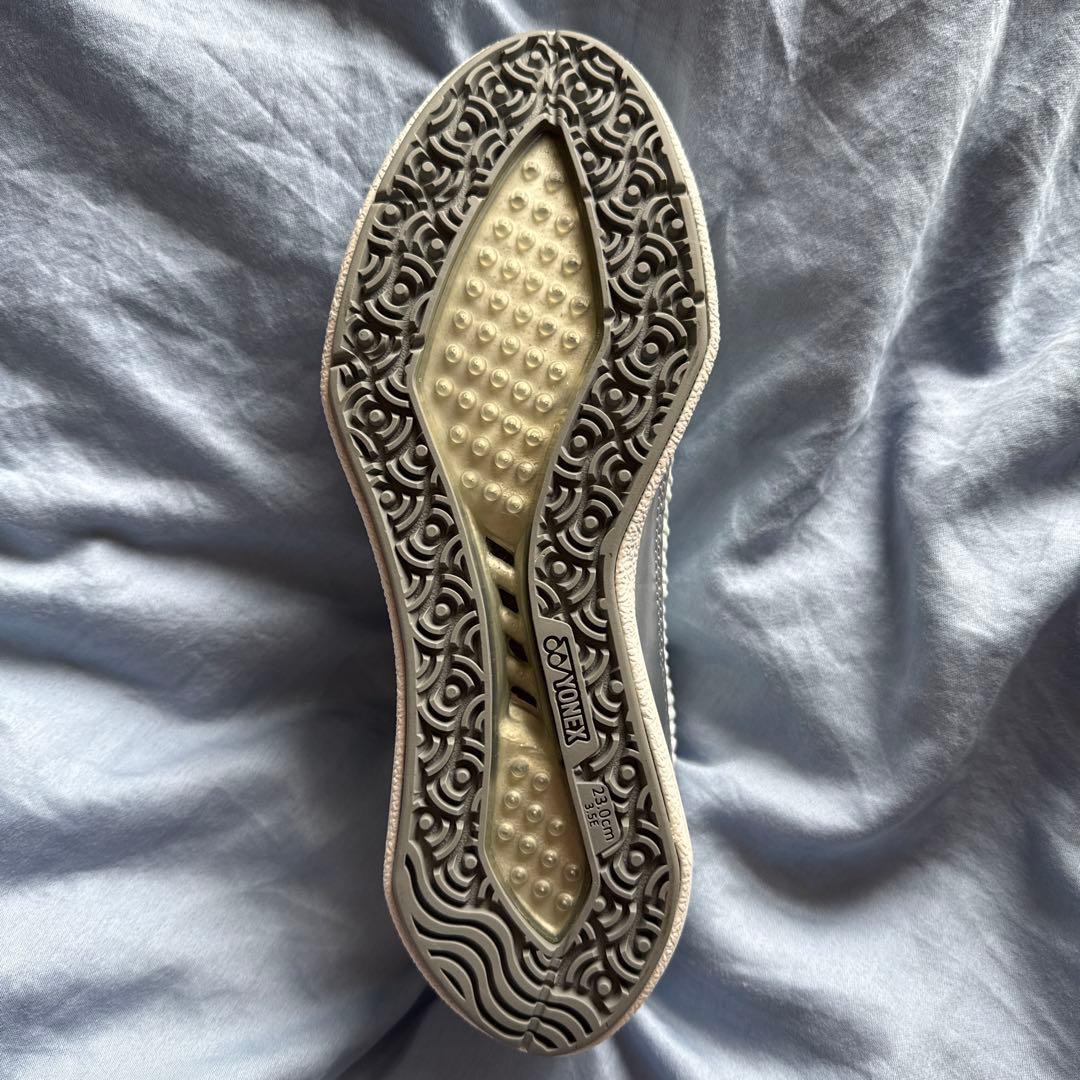 【新品未使用】YONEX スポーツシューズ ホワイト