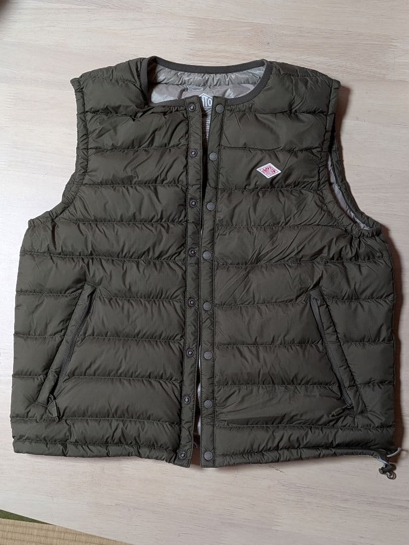 ダントン☆レディースクルーネックインナーダウンベスト☆Ｓサイズ☆オリーブ☆