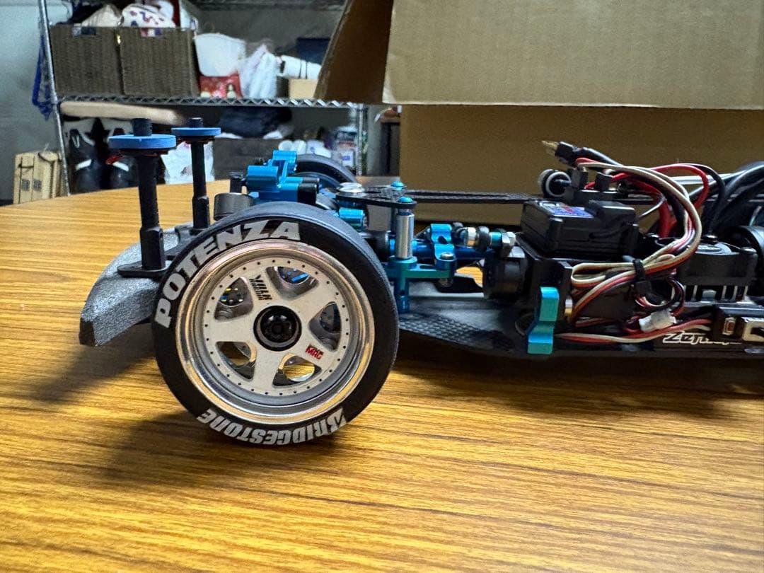 ゆ*吉様 フォード　マスタングGT カスタム　RC ラジコン