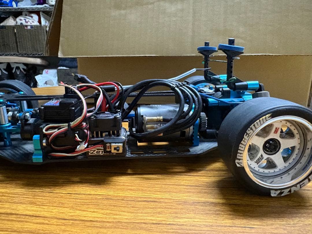 ゆ*吉様 フォード　マスタングGT カスタム　RC ラジコン