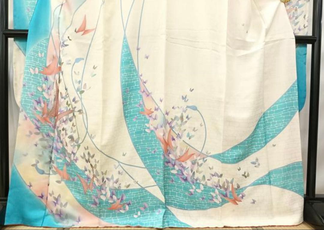 振袖 フルセット6点Ｌサイズ刺繍　舞蝶文　暈し染め　銀彩　正絹
