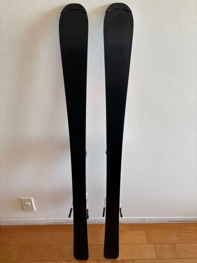 スキー板ATOMIC ジュニア 130女の子用