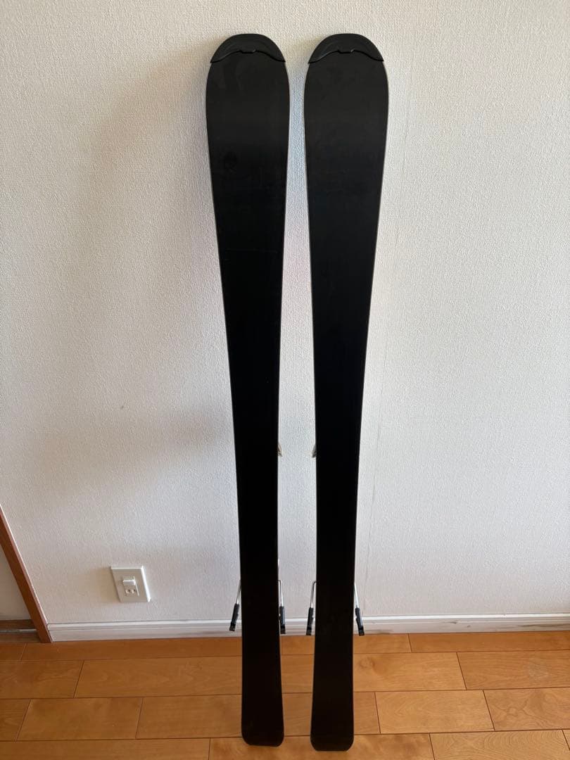 スキー板ATOMIC ジュニア 130女の子用