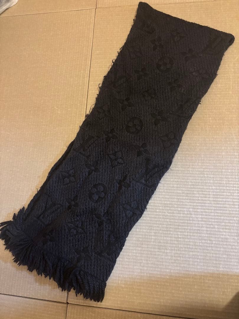 ルイヴィトン　ロゴマニア　マフラー