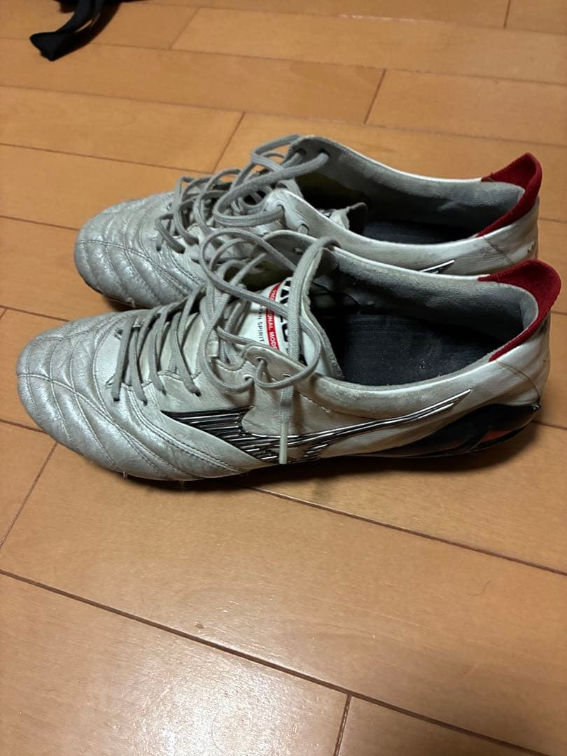 Mizuno Morelia ネオ4サッカーシューズ