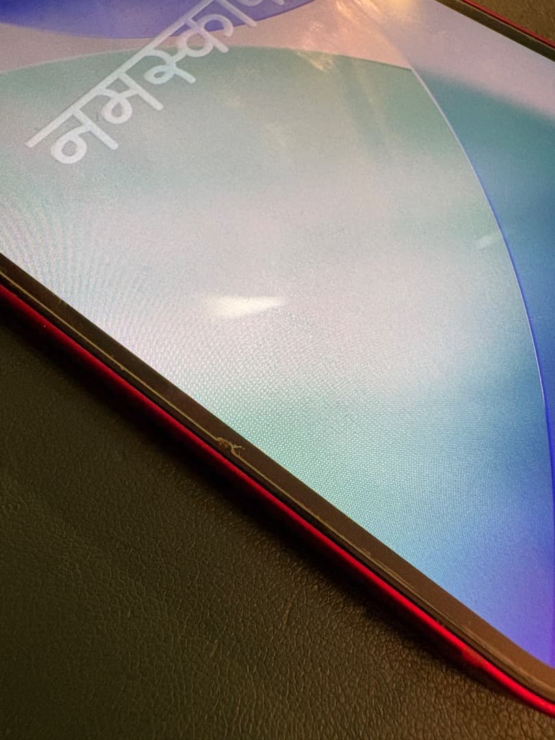 Luffy iPhone 13 PRODUCT Red 128G 画面割れ