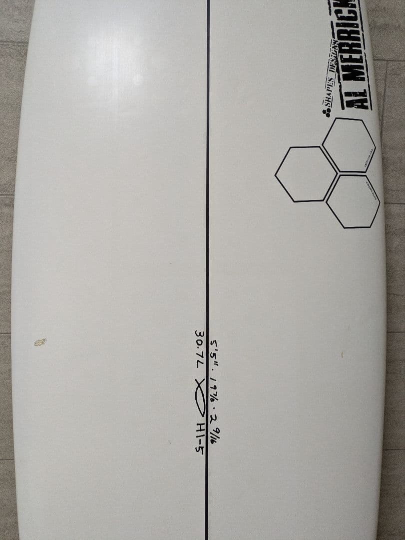 アルメリックHigh5 5‘5 30.7l EPS★細かい表面塗装の剥がれ等あり