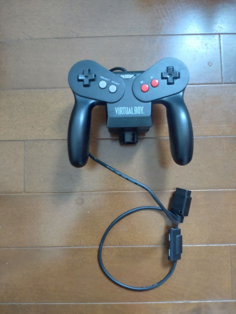 動作確認済 バーチャルボーイ ソフト付き 箱、説明あり ACアダプタ付き