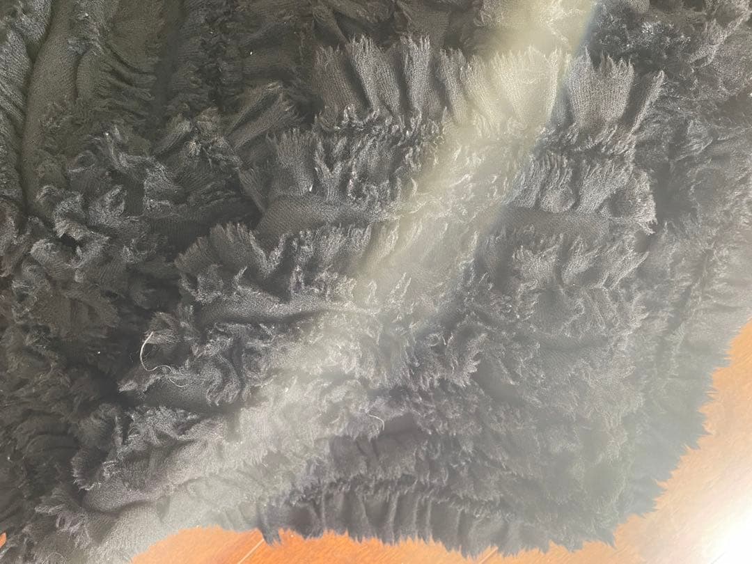 コムデギャルソン　フリルマフラー　COMME des GARCONS