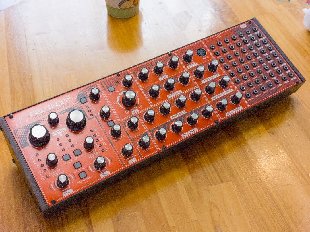 behringer neutron ac　アダプター付き 動作確認済み