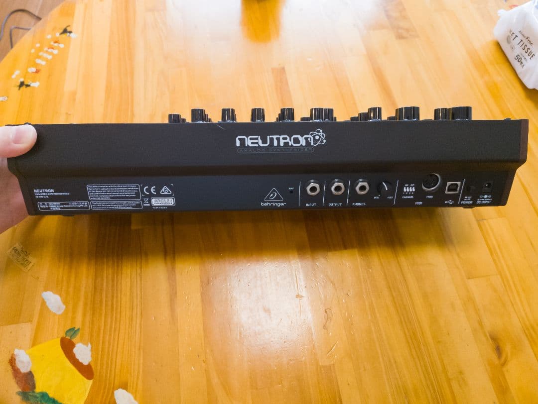 behringer neutron ac　アダプター付き 動作確認済み