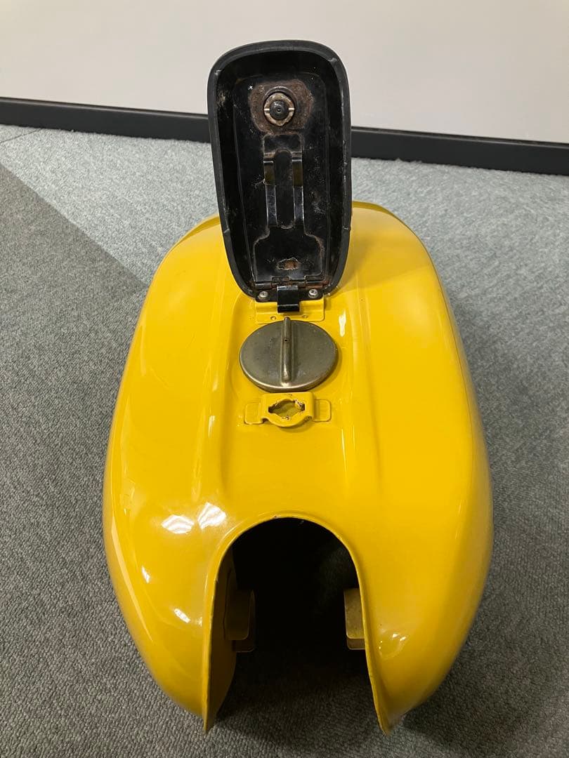 【値下げ】北米仕様CB400Fourガソリンタンク