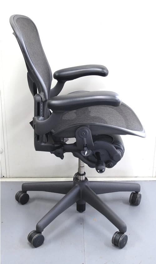 美品　大人気　ハーマンミラー　アーロンチェア　Aサイズ　フル装備　ブラック