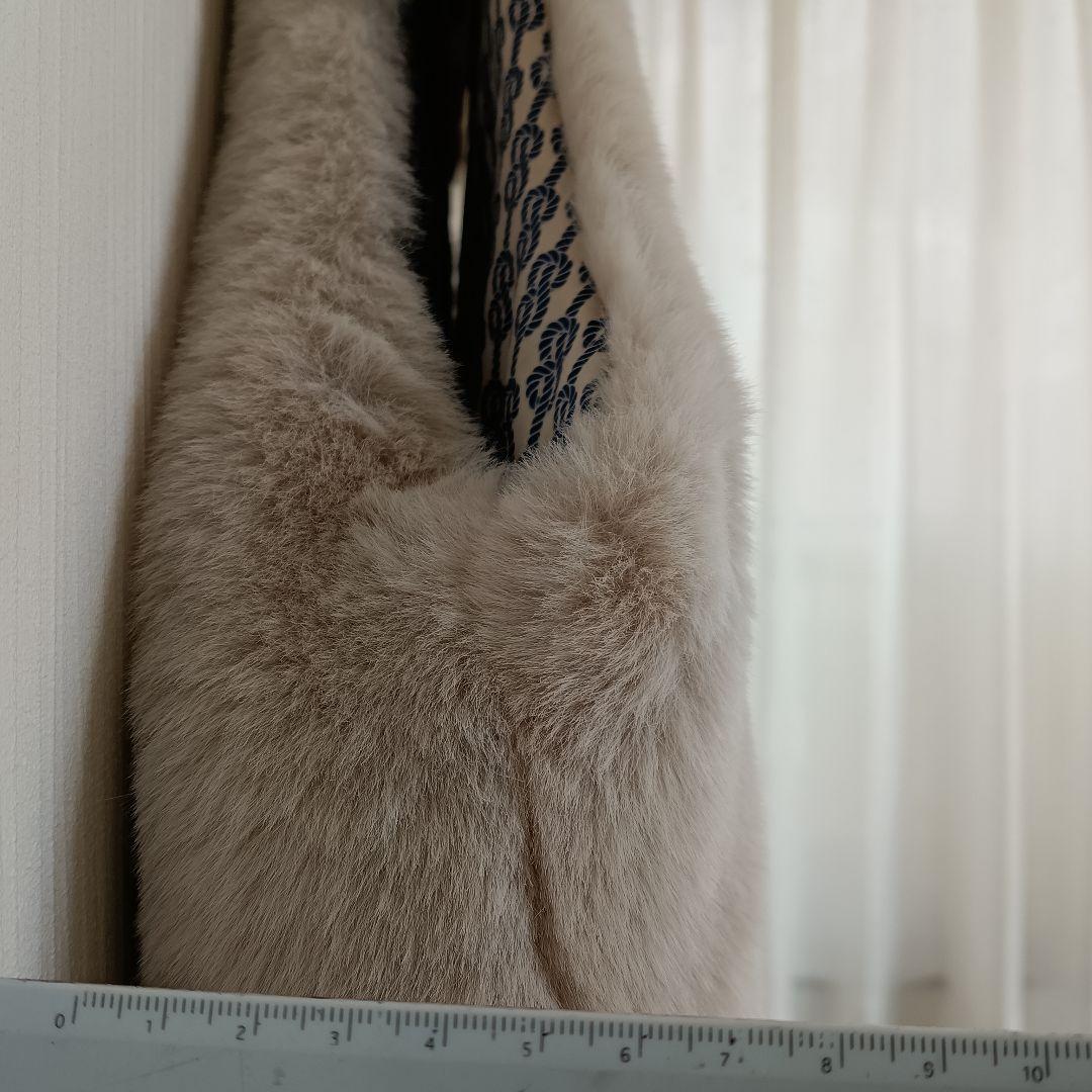 アンコキーヌ AnneCoquine　ファーベスト　新品未使用　3L F82