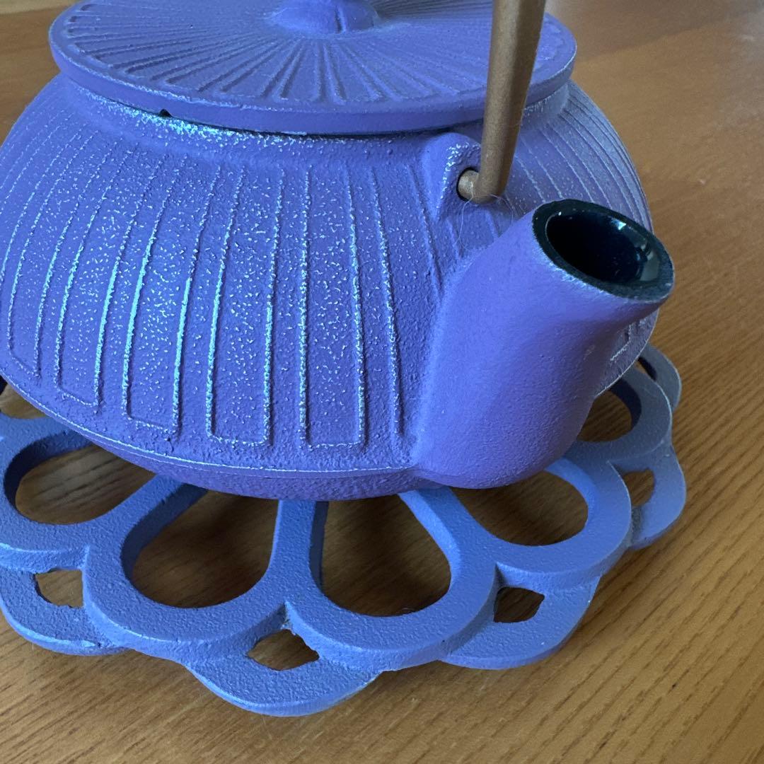 岩鋳の南部鉄器 急須 菊0.65Lラベンダーと釜敷 輪菊 艶消ラベンダーのセット