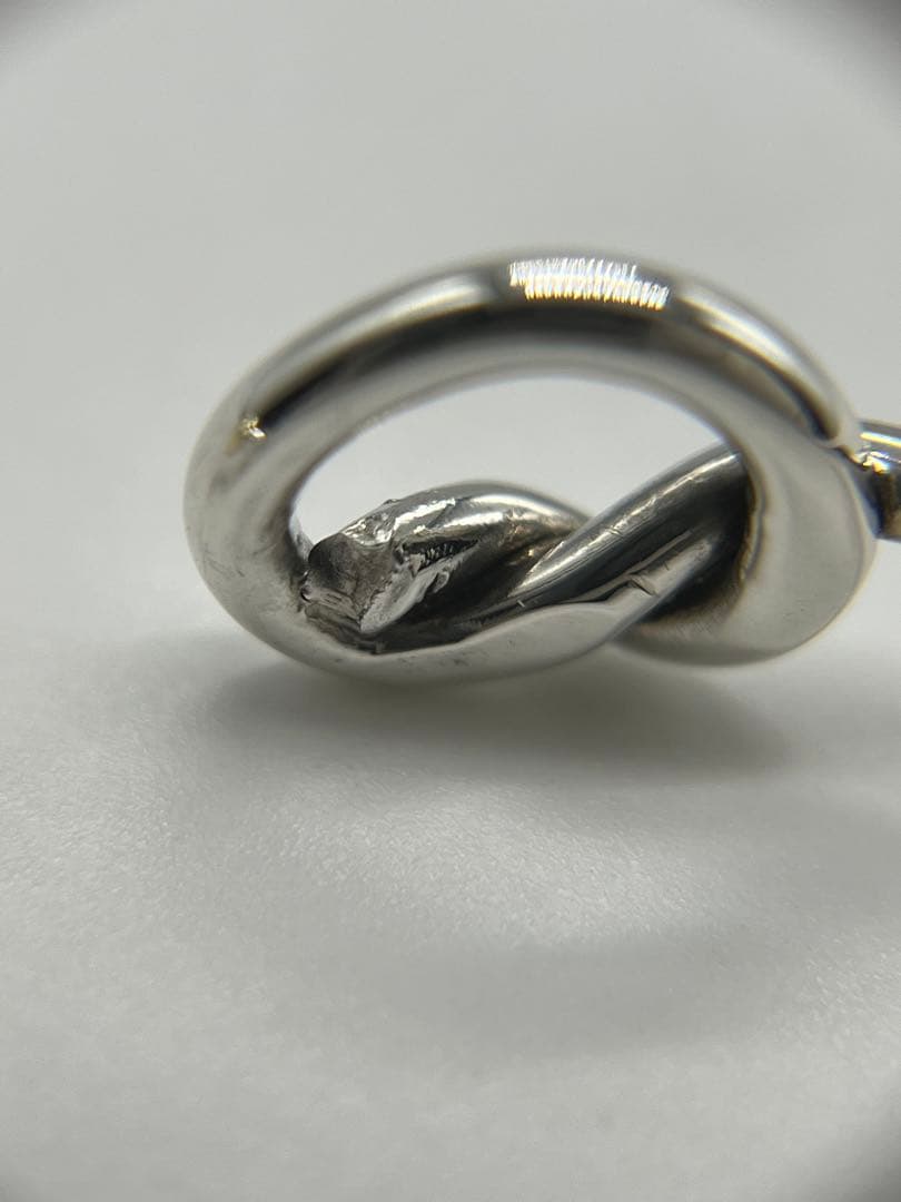 ティファニー TIFFANY ラブノット バングル SV YG コンビ