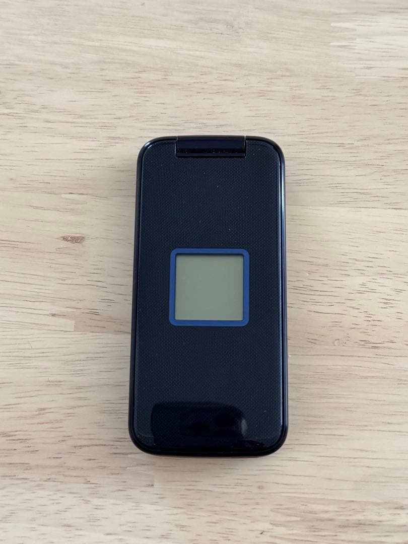 アップロード　docomo らくらくホン F-02J ネイビー