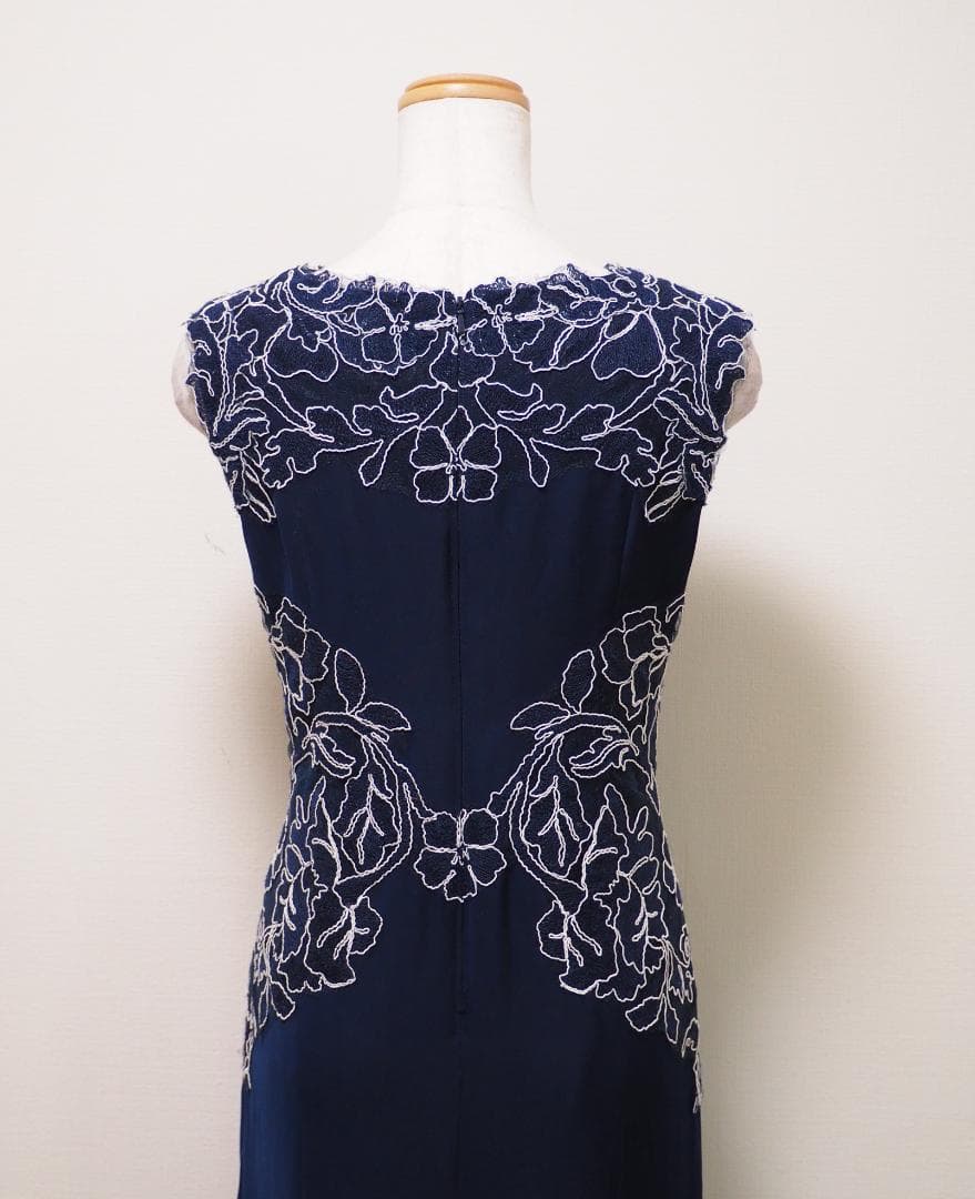 TADASHI SHOJI　ロングフォーマルドレス　「８ 」/ １１号程度