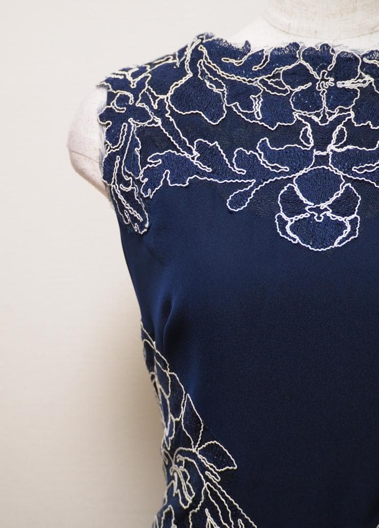 TADASHI SHOJI　ロングフォーマルドレス　「８ 」/ １１号程度