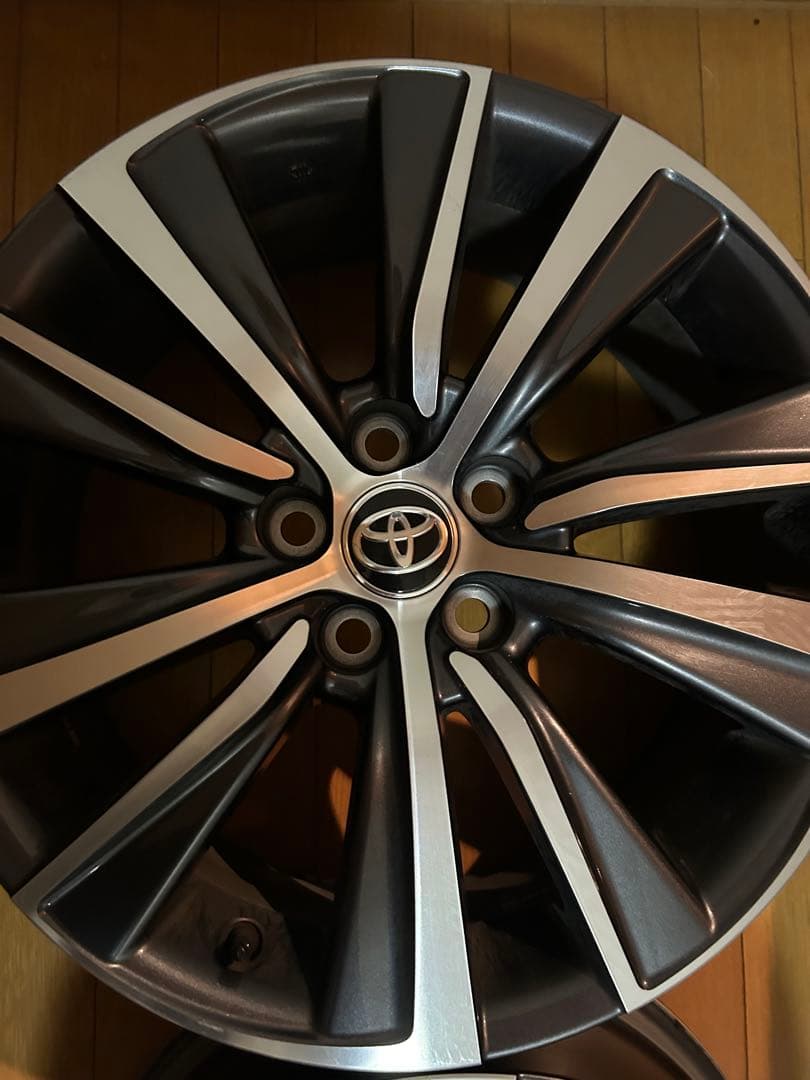 トヨタ ハリアー 80系 純正ホイール 18インチ 4本セット純正ナット付 美品