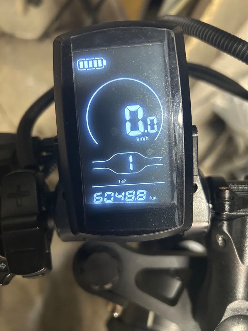 引き取り限定　　ARCHON A02 電動アシスト自転車 ブラック　傷、汚れあり