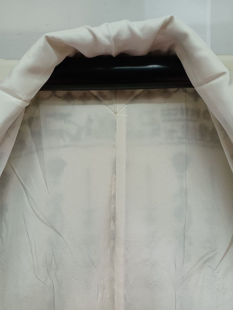 ［小紋］新品未使用品　しつけ有り　保管中のシミ、黄ばみ有り　刺繍　K-305