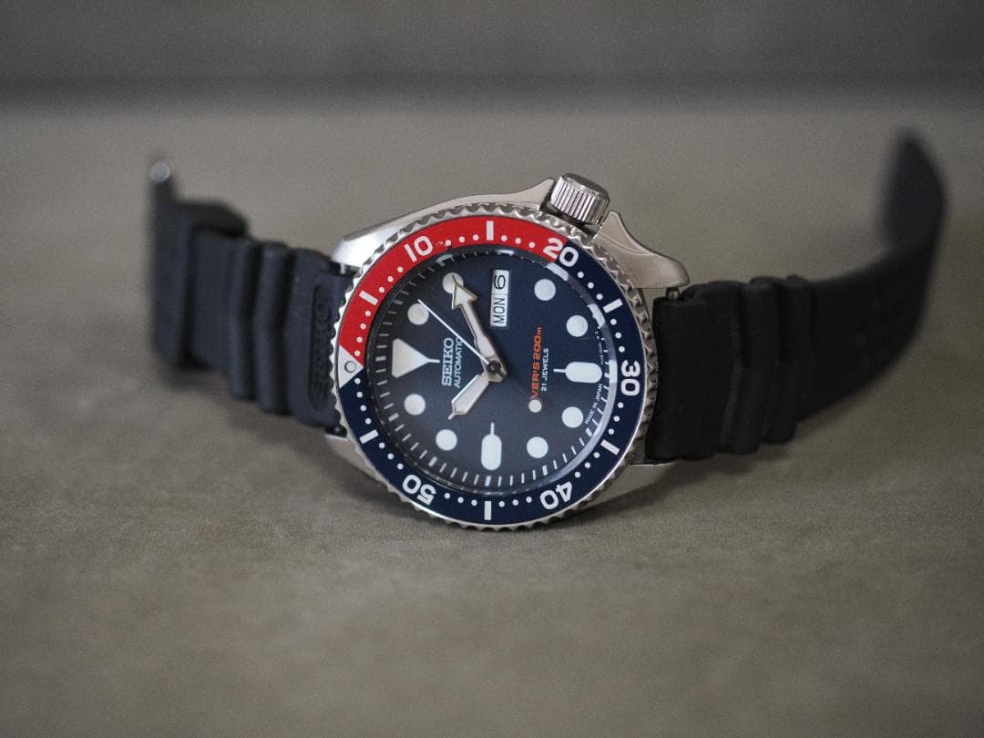 SEIKO ダイバーズウォッチ ラバーベルト　ネイビーボーイ